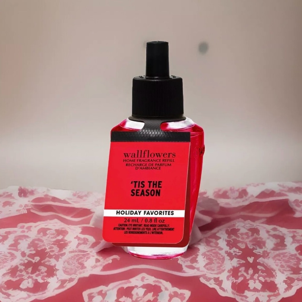 Bath & Body Works Wallflower Scent Refill-‘Tis The Season (0.8 fl oz)
